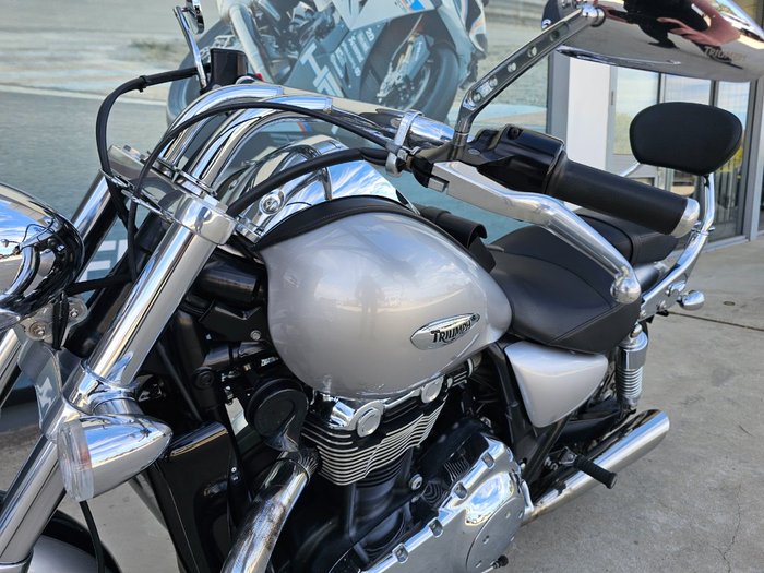 2009 Triumph THUNDERBIRD Black