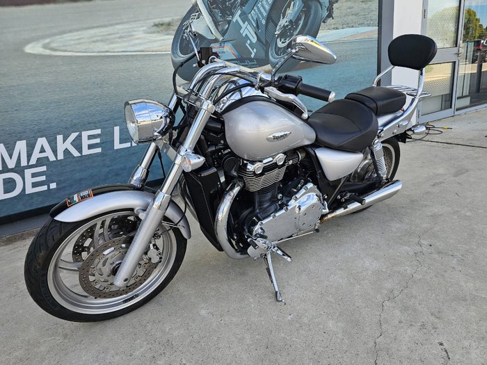 2009 Triumph THUNDERBIRD Black
