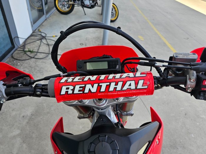 2025 Honda 2025 Honda 450CC CRF450RLS Red