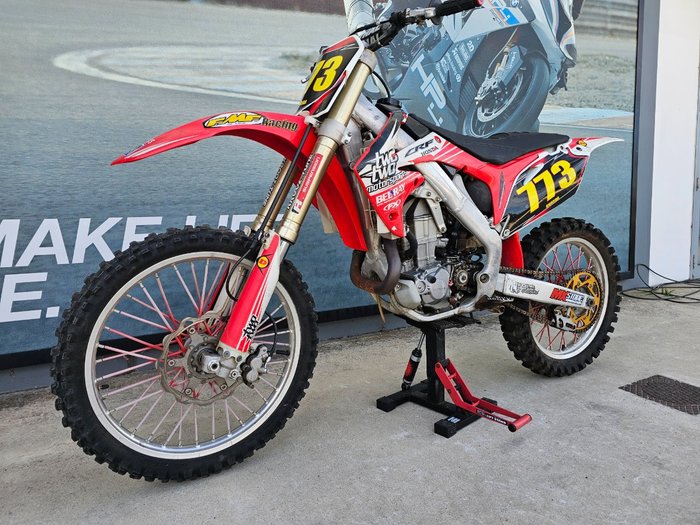 Honda 2010 HONDA 450cc CRF450R Red
