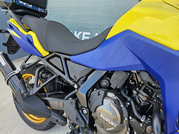 2023 Suzuki V-STROM 800DE Yellow