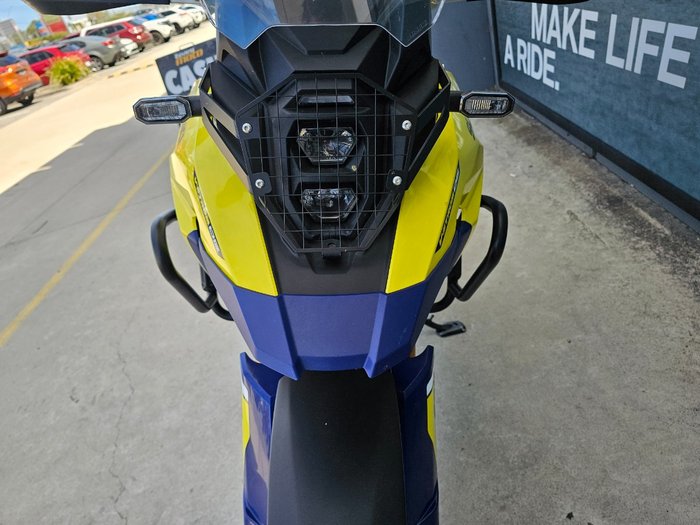 2023 Suzuki V-STROM 800DE Yellow