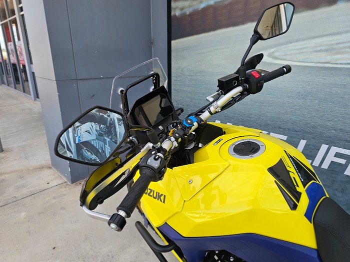 2023 Suzuki V-STROM 800DE Yellow