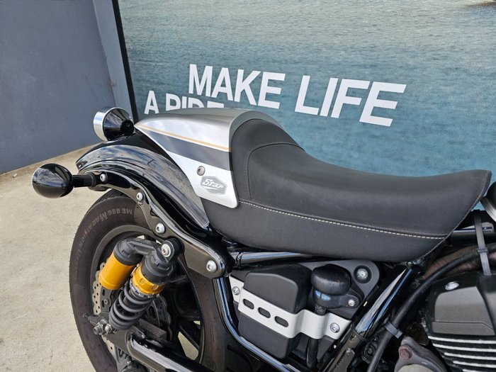 2015 Yamaha C-SPEC BOLT GREY