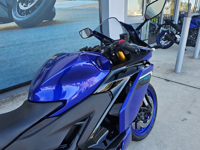 2025 Yamaha YZF-R3