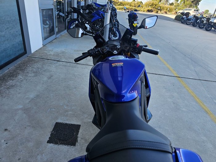 2025 Yamaha YZF-R3