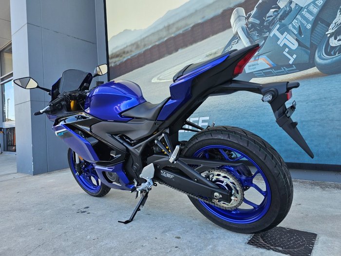 2025 Yamaha YZF-R3