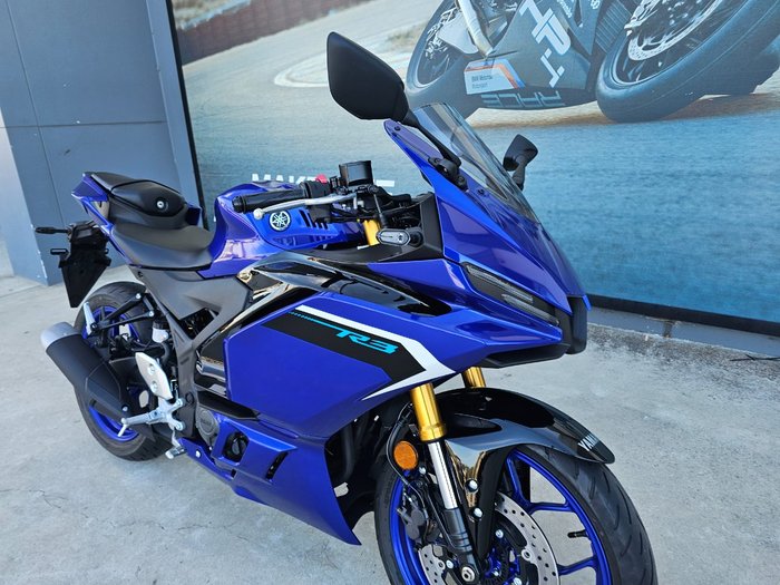 2025 Yamaha YZF-R3