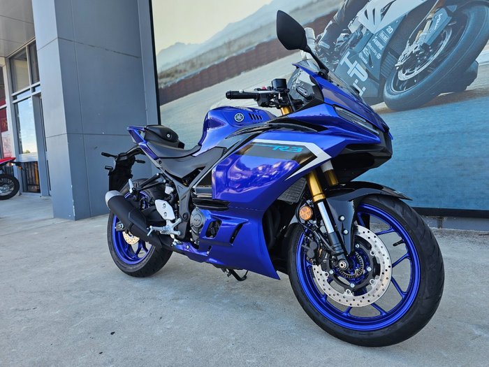 2025 Yamaha YZF-R3