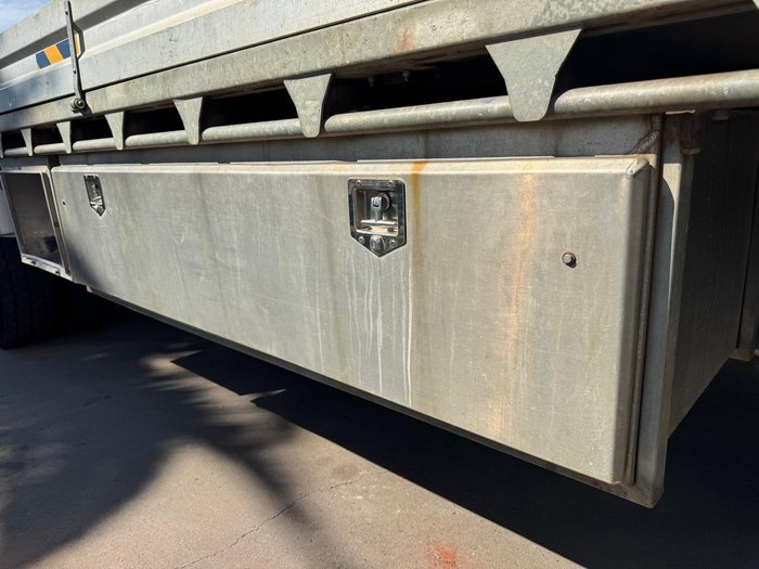 2014 Fuso Fighter 1627 WHITE