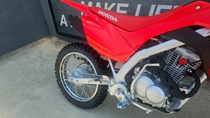 2026 Honda 2026 Honda 125CC CRF125FBTURED Red