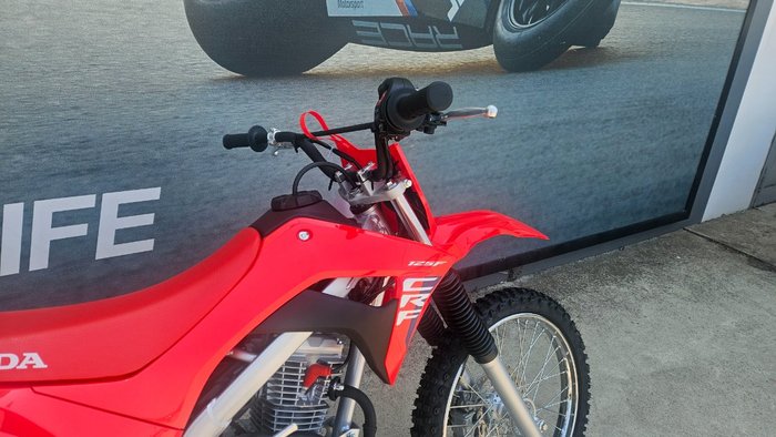 2026 Honda 2026 Honda 125CC CRF125FBTURED Red