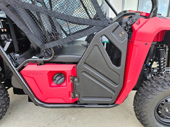 2025 Honda SXS520 PIONEER 520-2 Red