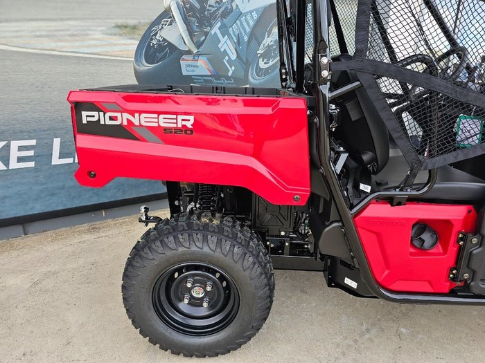2025 Honda SXS520 PIONEER 520-2 Red