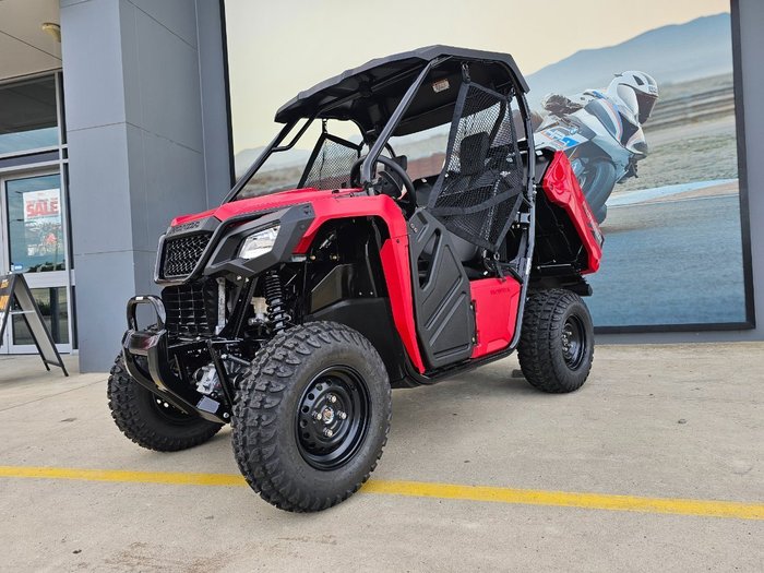 2025 Honda SXS520 PIONEER 520-2 Red