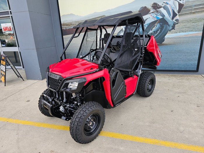 2025 Honda SXS520 PIONEER 520-2 Red
