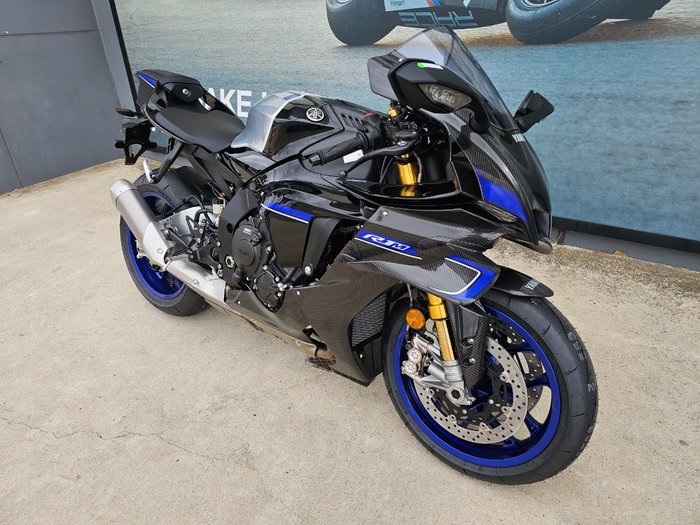 2026 Yamaha YZF-R1 M
