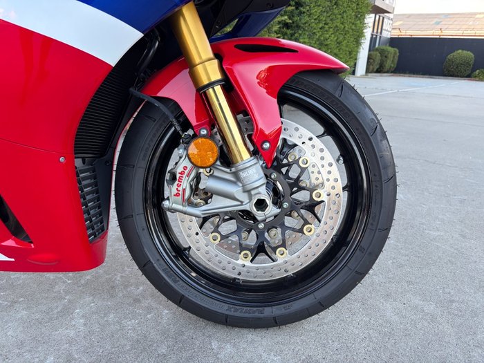 2025 Honda CBR1000RR-R SP (FIREBLADE) ABS Red