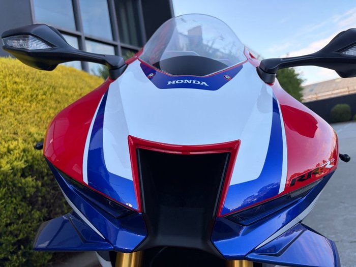 2025 Honda CBR1000RR-R SP (FIREBLADE) ABS Red