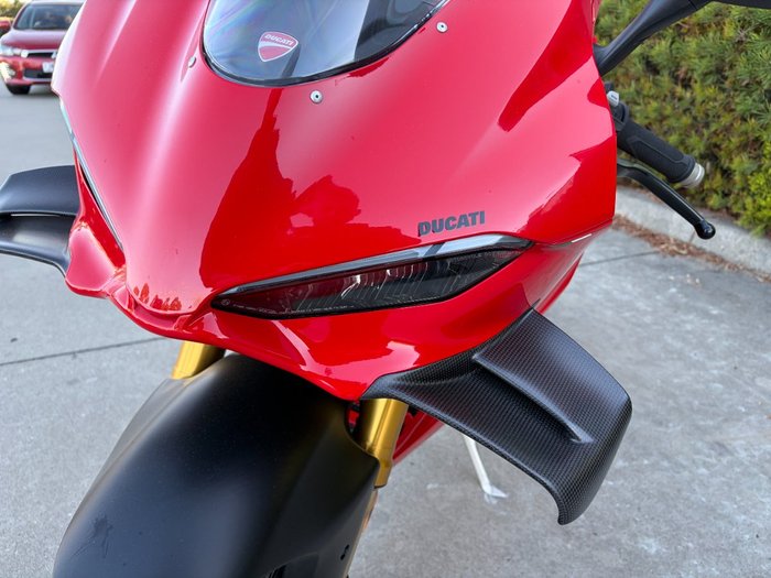 2025 DUCATI PANIGALE V4 S Red