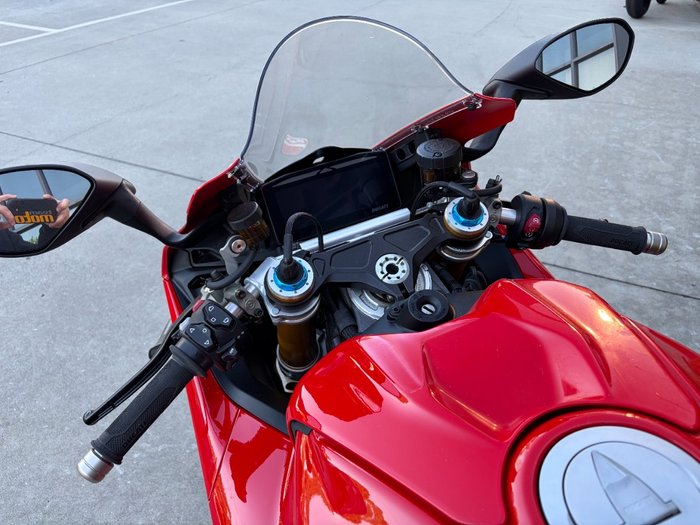 2025 DUCATI PANIGALE V4 S Red