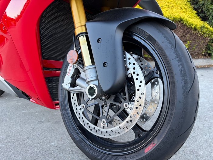 2025 DUCATI PANIGALE V4 S Red