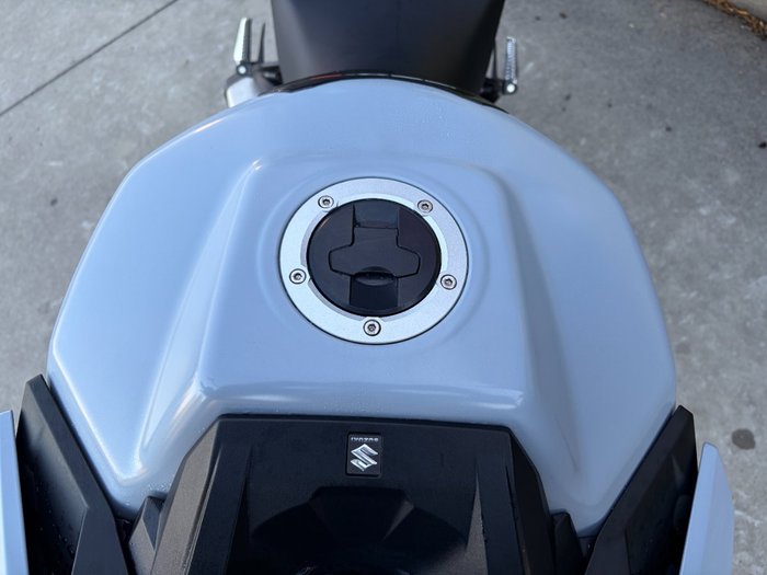 2022 Suzuki GSX-S1000 Black