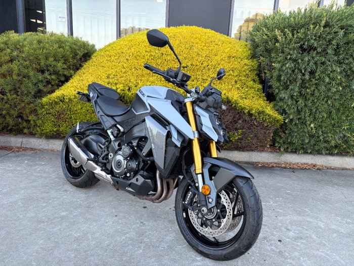 2022 Suzuki GSX-S1000 Black