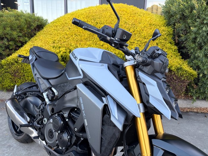 2022 Suzuki GSX-S1000 Black