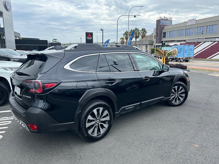 2023 Subaru Outback AWD Touring