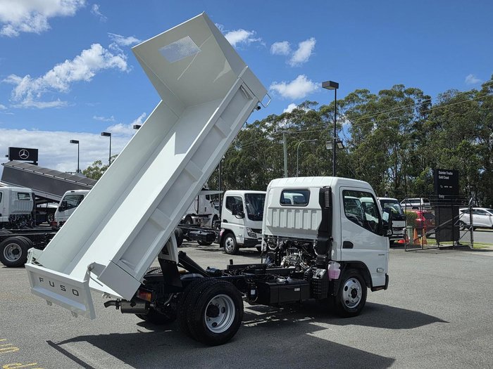 2025 Fuso Canter 615 Tipper WHITE