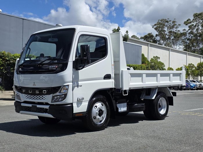 2025 Fuso Canter 615 Tipper WHITE