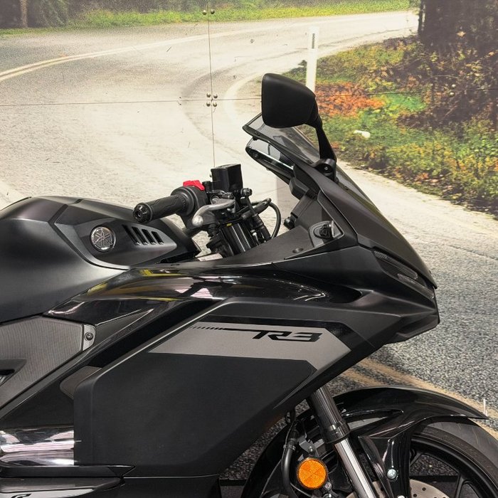 2023 Yamaha YZF-R3 Black
