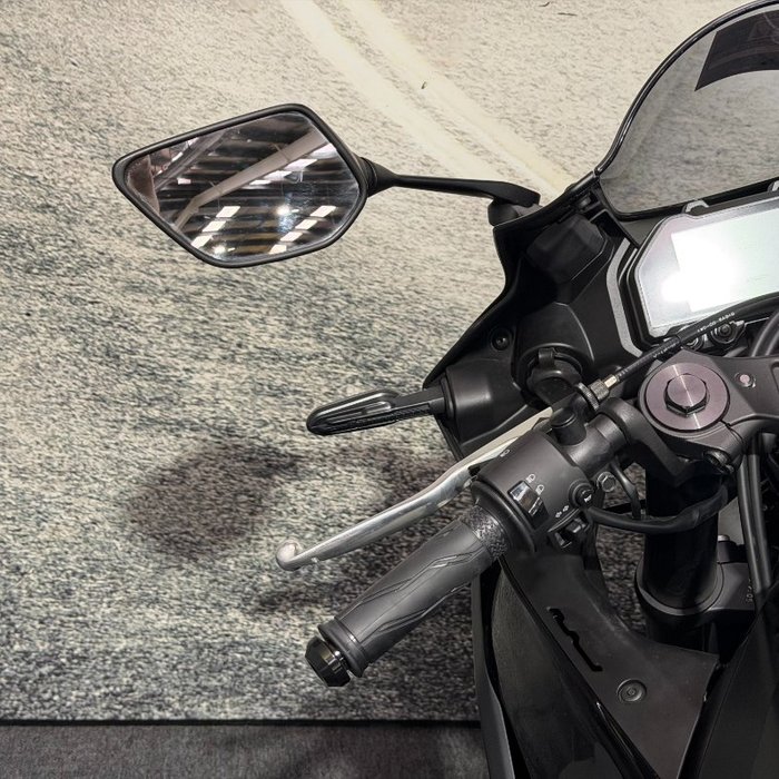 2023 Yamaha YZF-R3 Black