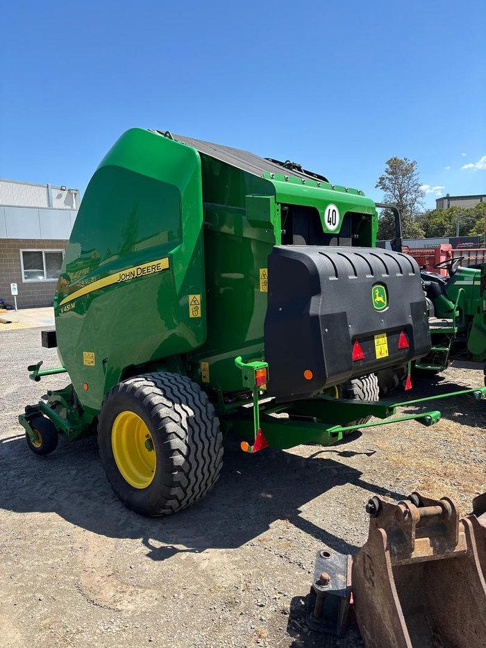0 John Deere V451m Round Baler Knives 13,399 Bales Green
