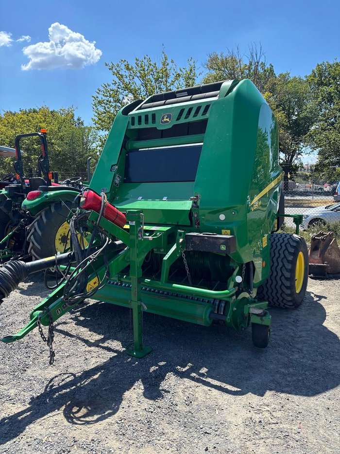 0 John Deere V451m Round Baler Knives 13,399 Bales Green