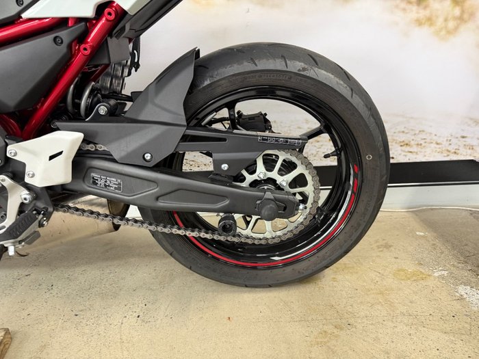 2022 Kawasaki Z650L (LAMS) WHITE