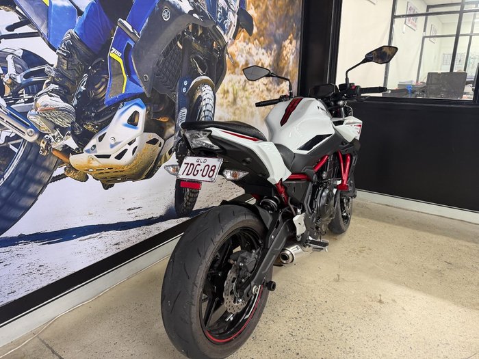 2022 Kawasaki Z650L (LAMS) WHITE