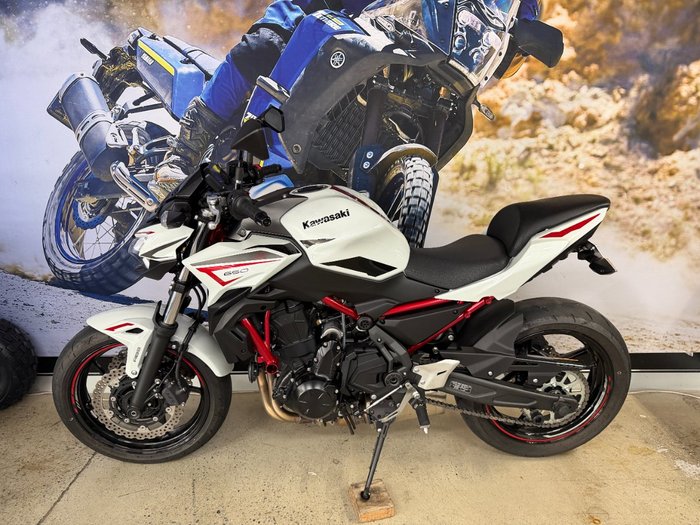 2022 Kawasaki Z650L (LAMS) WHITE