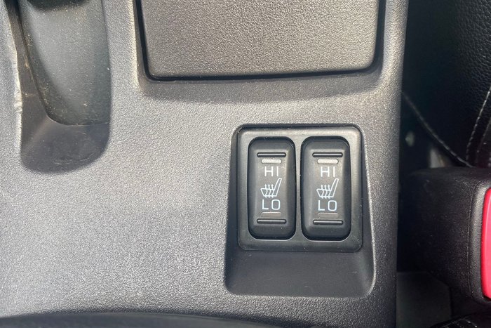 2013 Mitsubishi Lancer LX