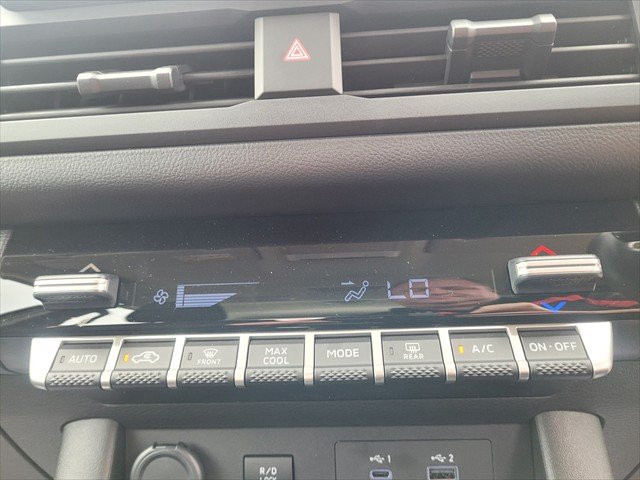 2026 Nissan Navara SL