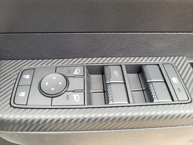 2026 Nissan Navara SL