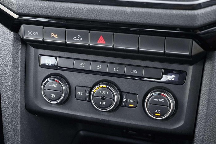 2019 Volkswagen Amarok TDI580 Highline Black