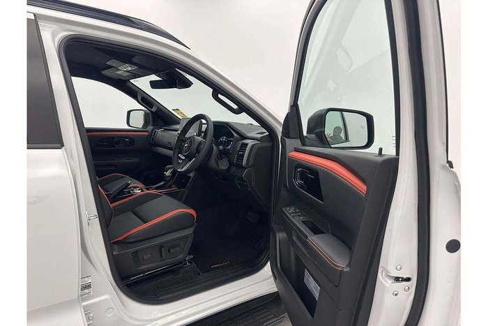 2026 Nissan Navara PRO-4X D27 MY26 4X4 Dual Range Blizzard White