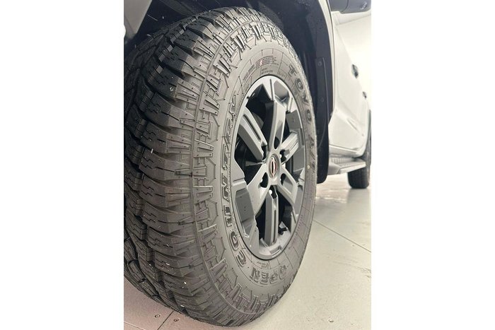 2026 Nissan Navara PRO-4X D27 MY26 4X4 Dual Range Blizzard White