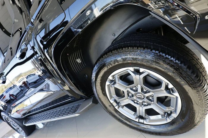 2026 Nissan Navara ST-X D27 MY26 4X4 Dual Range Midnight Black