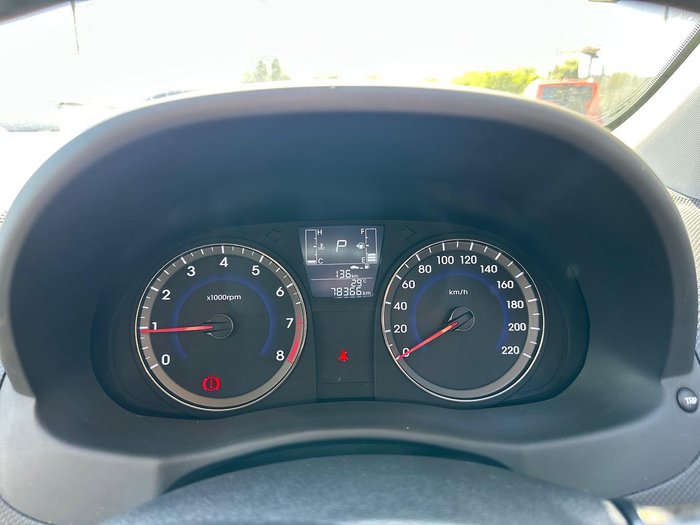 2016 Hyundai Accent Active