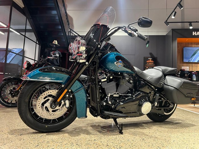 2026 Harley-Davidson Heritage Classic 117 (FLHC) Softail Black