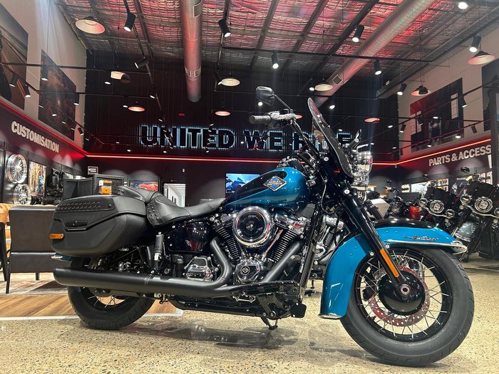 2026 Harley-Davidson Heritage Classic 117 (FLHC) Softail Black