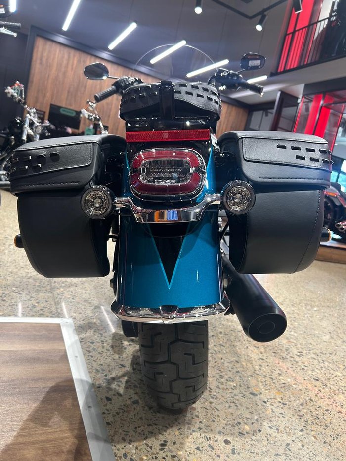 2026 Harley-Davidson Heritage Classic 117 (FLHC) Softail Black